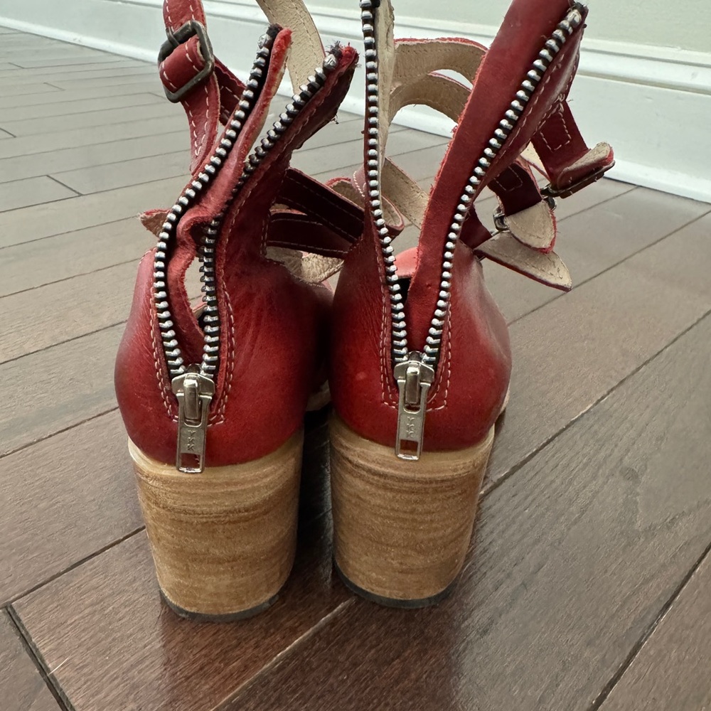 Women's Freebird Leather shoes - Picture 3 of 5